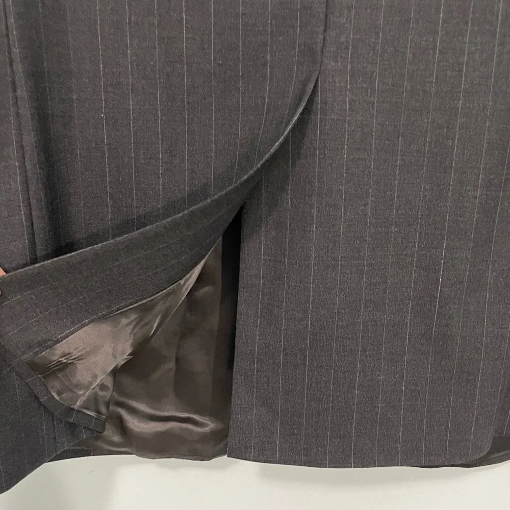 Brooks Brothers 346 Gray Pinstripe Stretch Wool Blazer  Size 46R